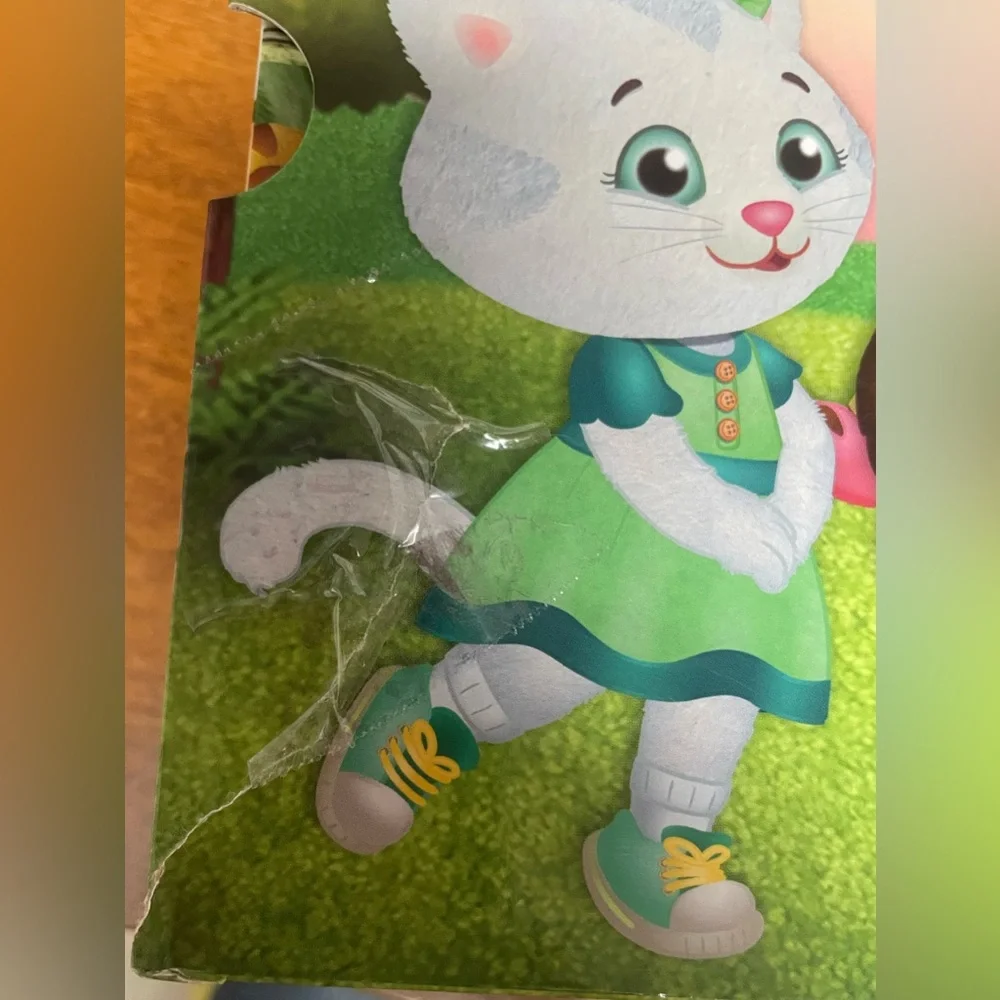 Daniel Tiger's Story Box - 10 Great Storybooks Inside Hardcover.